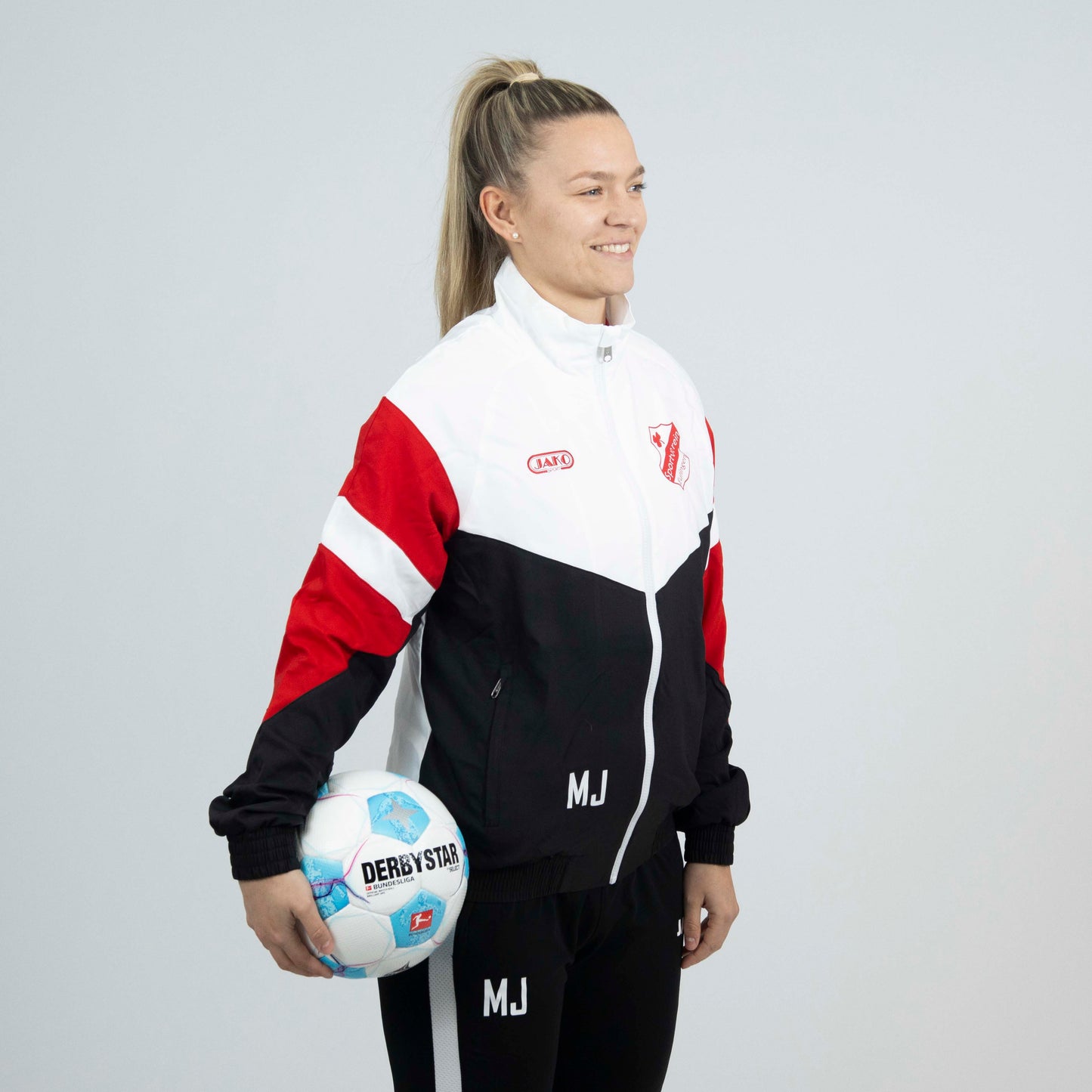 JAKO Freizeitjacke Retro schwarz/rot/weiß (inkl. Bedruckung) - SV Eutingen