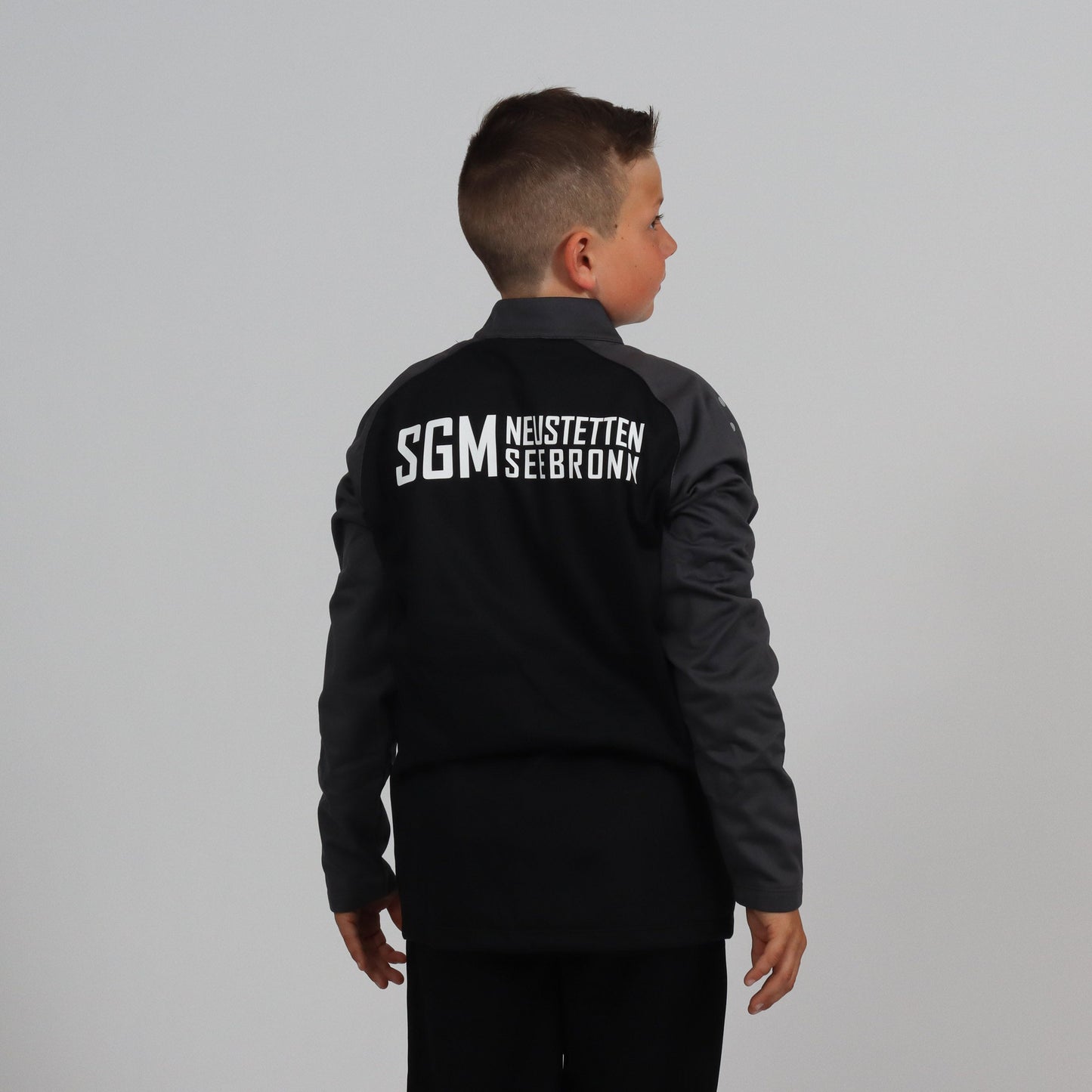 JAKO Polyesterjacke Iconic schwarz/anthrazit - SGM Neustetten/Seebronn