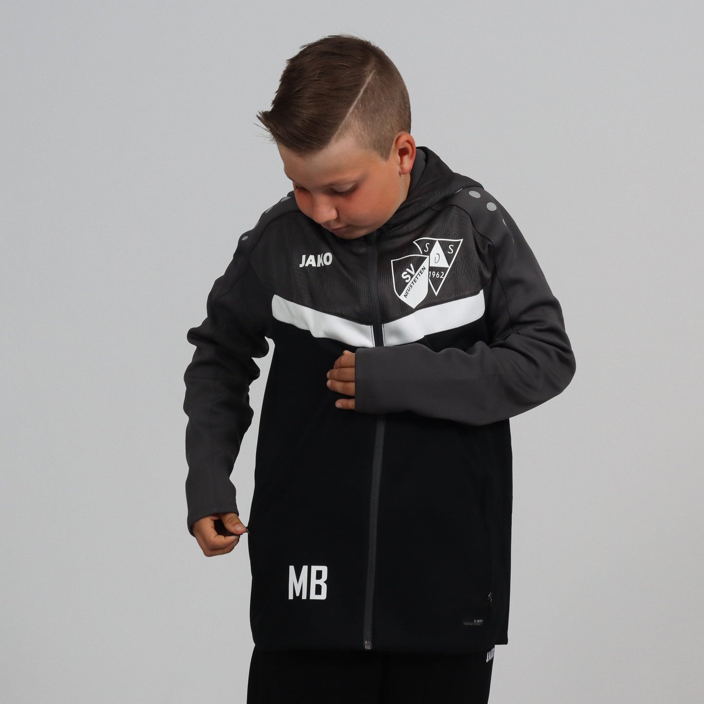 JAKO Kapuzenjacke Iconic schwarz/anthrazit - SGM Neustetten/Seebronn